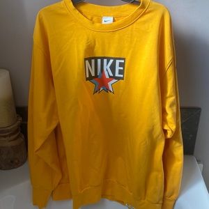 Nike crewneck